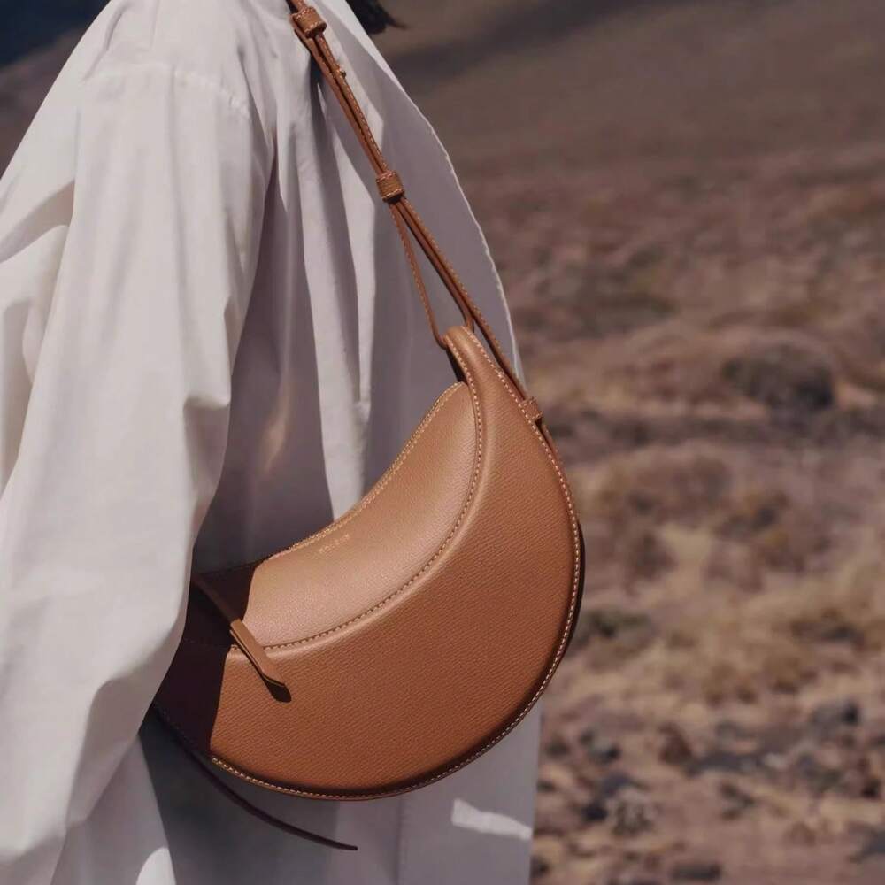 Women's Crescent Saddle Bag French Retro Half Circle Shoulder Underarm Tote Handbag Messenger Crossbody Bag Elegant Minimalist Style
